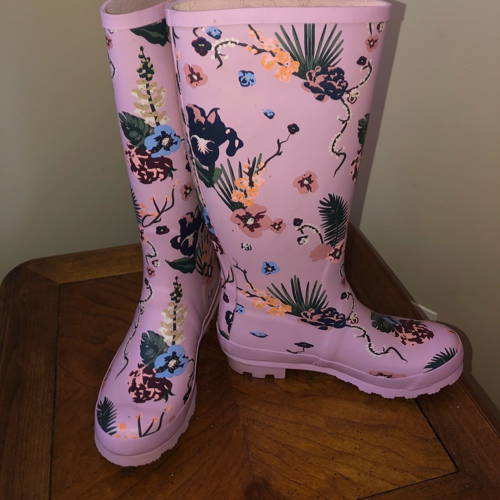 Pink/floral rain boots.